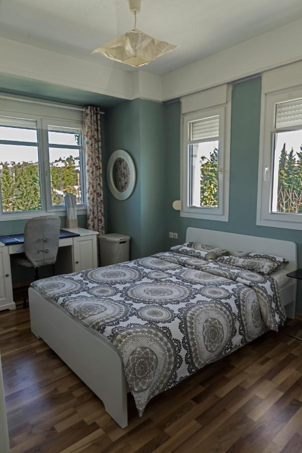 Lovely Apartm.Near Airport Kardia Ngoại thất bức ảnh