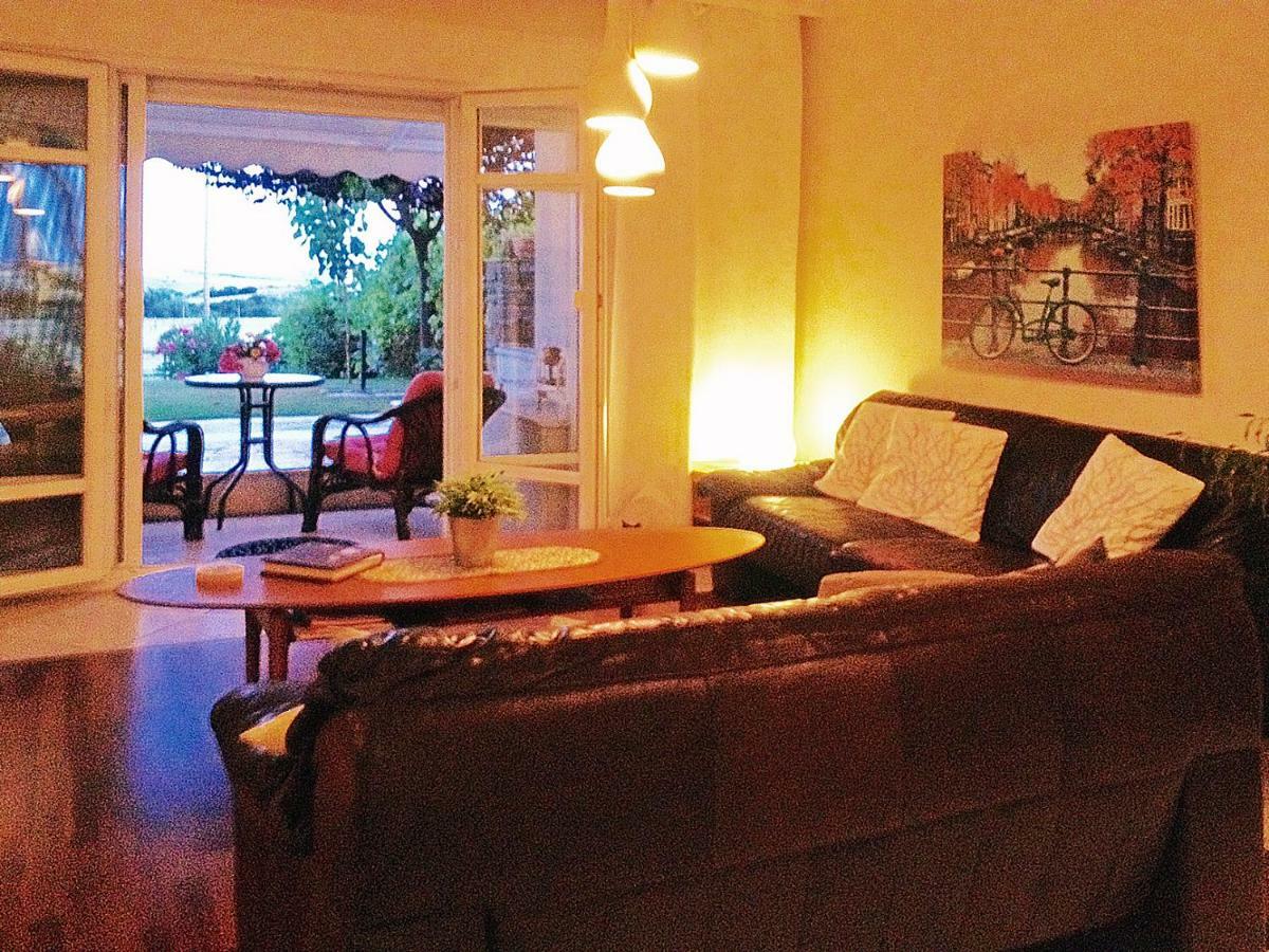 Lovely Apartm.Near Airport Kardia Ngoại thất bức ảnh